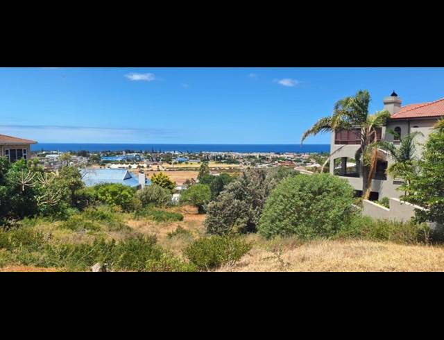 LAND FOR SALE IN HARTENBOS HEUWELS